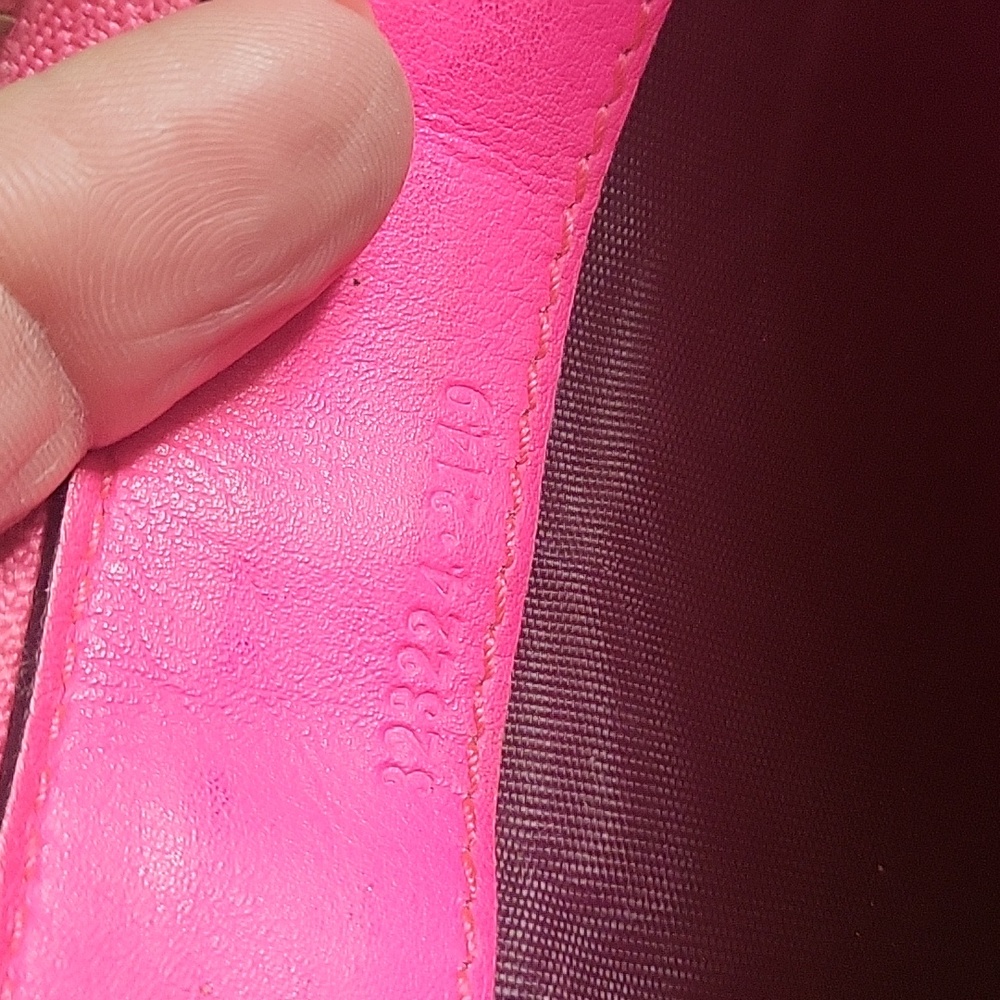 Gucci zip wallet - Picture 15 of 16